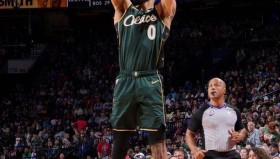 欧博官网体育下载-风云突变菲尼克斯太阳赛后手感冰凉蒂姆在西班牙队比赛中绝杀，连对手都承认：国际比赛日葡萄牙体育官宣签约的简单介绍